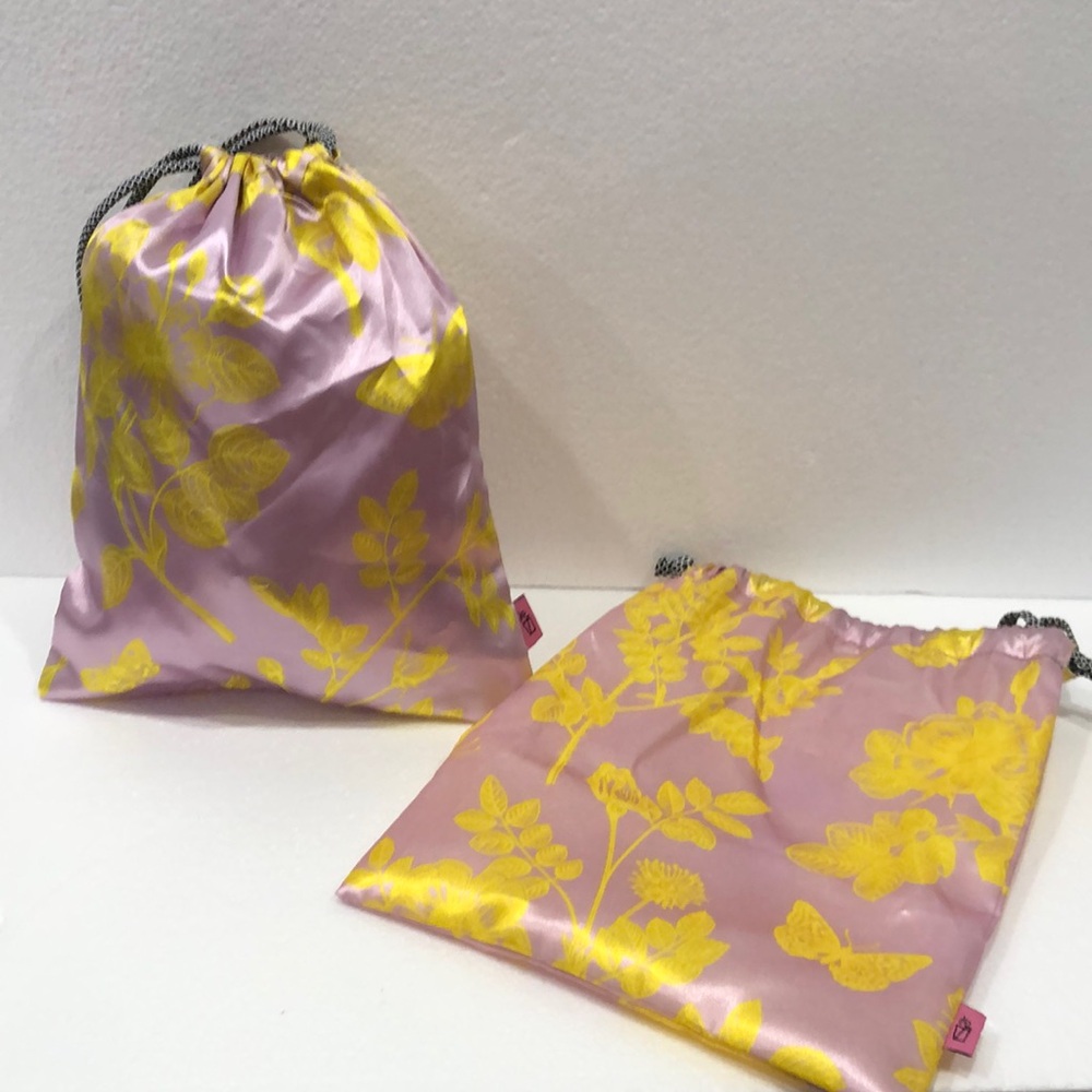 IPSY Makeup Drawstring Bags NWOT